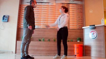 Sağlık çalışanlarından 7 dilde "evde kal" çağrısı