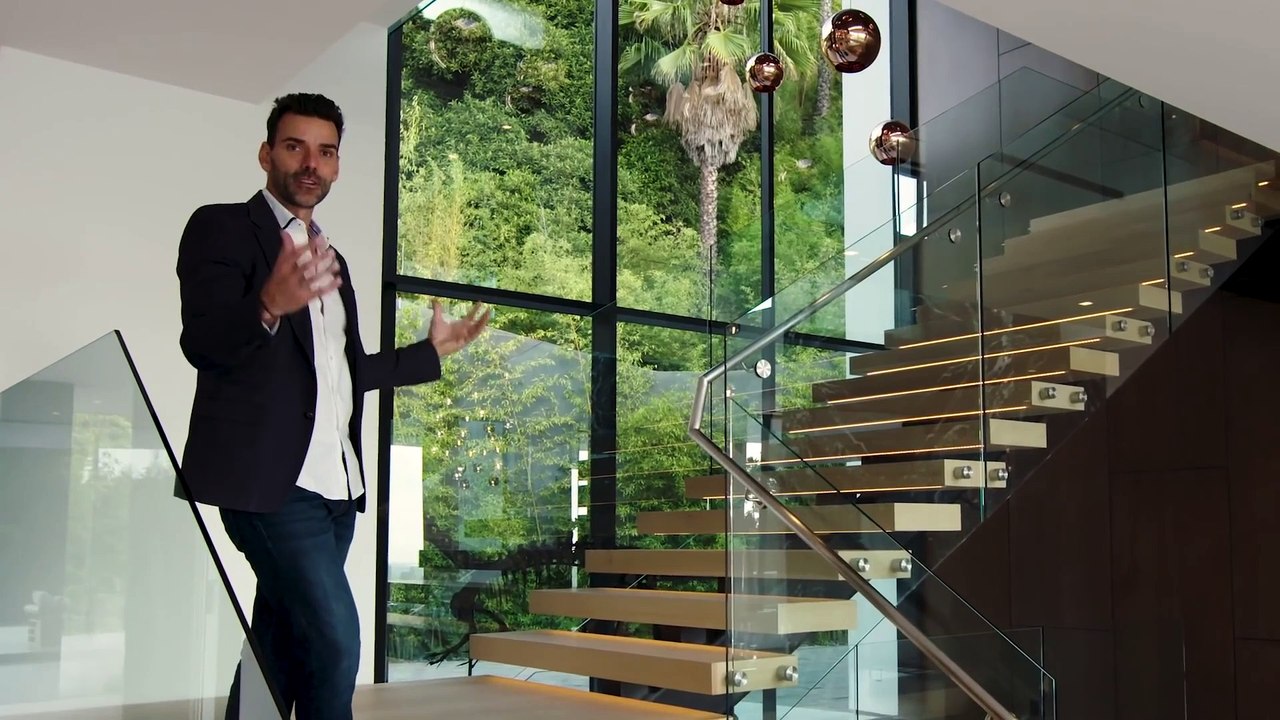 Inside a $38M Beverly Hills Mansion With a 150M Year-Old Dinosaur Fossil - On The Market_2