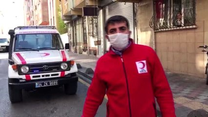 Türk Kızılay, Esenler'de yasağın 2. gününde de ekmek dağıttı