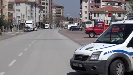 Belediye 50 kuruşa ekmek dağıttı