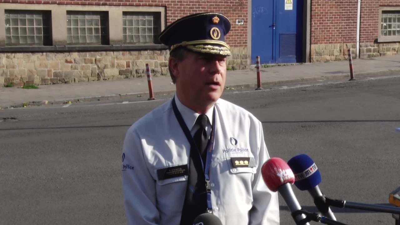 Emeutes à Anderlecht: une centaine d'arrestations, aucune trace de l'arme dérobée