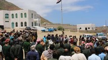 ما وراء الخبر- ما دلالة استرداد قوات الشرعية اليمنية معسكرا بسقطرى؟