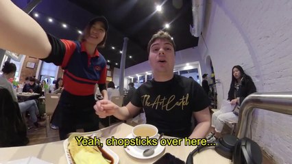 Clueless White Guy Orders in Perfect Chinese