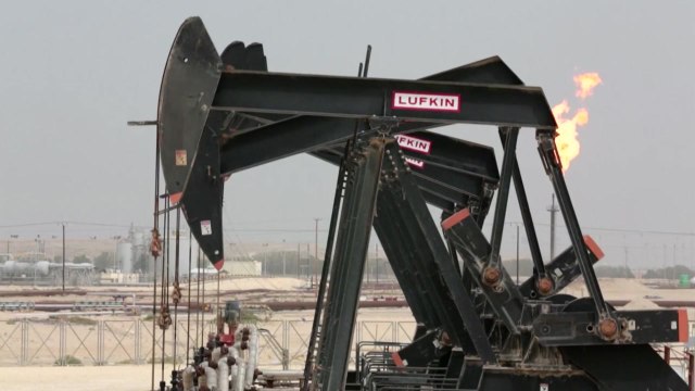 OPEC+ 하루 970만 배럴 원유 감산 합의 / YTN