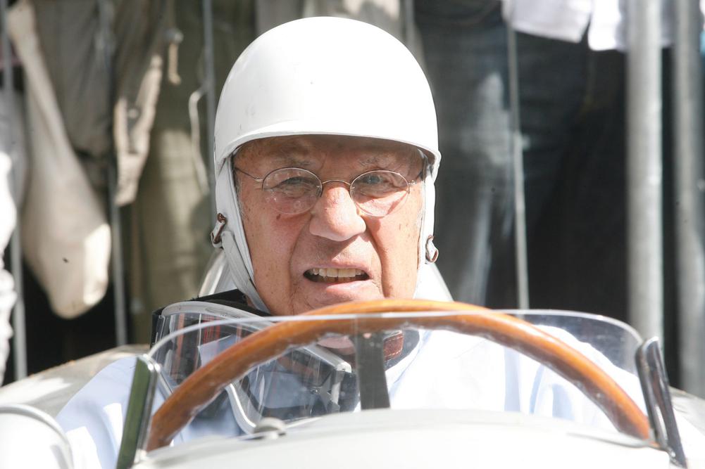 Obituary - F1 legend Stirling Moss dies aged 90