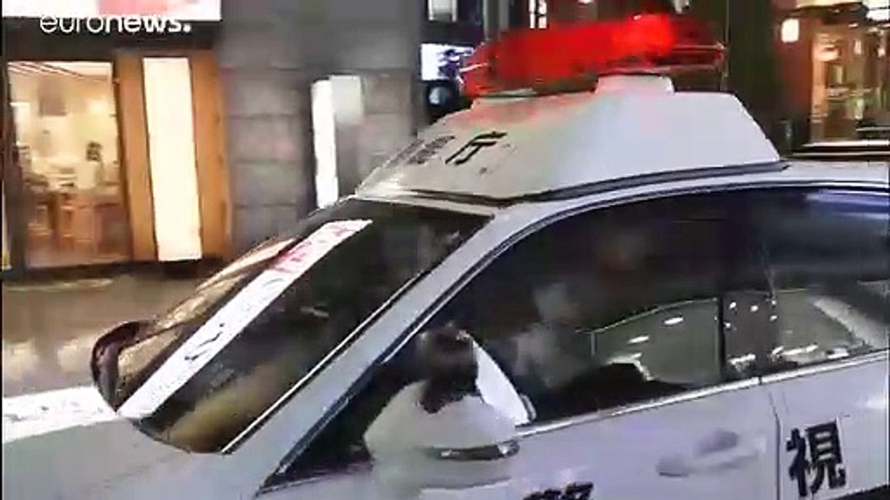 Japanese cities empty after government toughens coronavirus measures