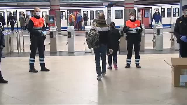 Los trabajadores que vuelven tendrán que extremar las medidas de precaución