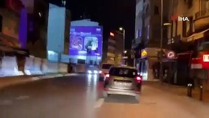 Sokağa çıkma yasağının sona ermesinin ardından bazı vatandaşların dışarıda olduğu gözlendi