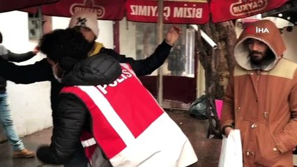 İstanbul'un göbeğinde torbacılara suçüstü