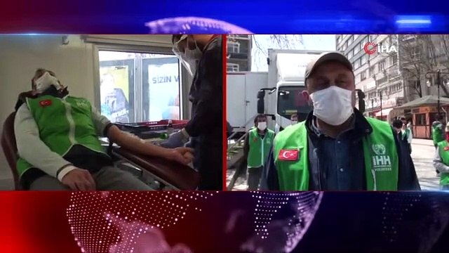 Farkındalık için Kızılay'a kan ve kök hücre bağışında bulundular