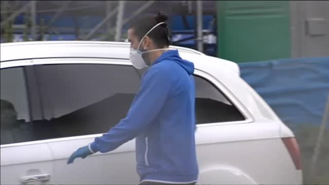 Los jugadores del Fuenlabrada acuden a las instalaciones del club para un control de peso