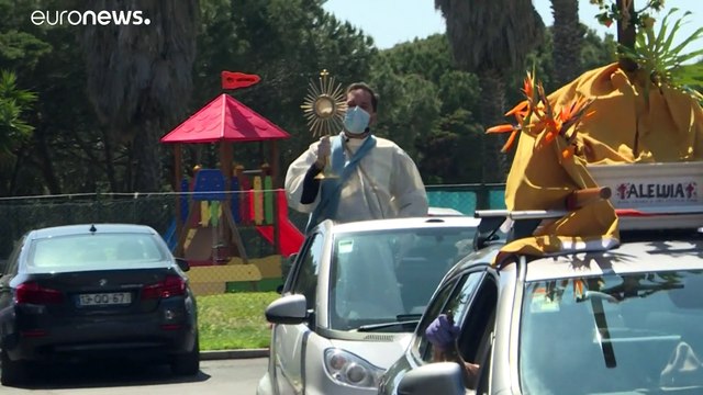 Европейцы отметили Пасху дома