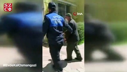 Poşeti maske yapıp, ilaçları için dışarı çıktı