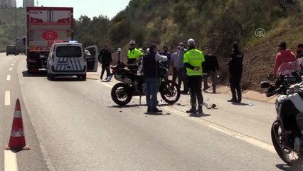 Kamyona çarpan motosikletli trafik polisi ağır yaralandı