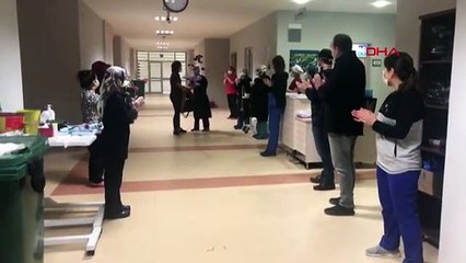 GÜMÜŞHANE Koronavirüsü yenen kadın doktor alkışlarla taburcu edildi