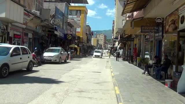 Gaziantep Büyükşehir Belediyesi İslahiye'de dezenfekte çalışması yaptı