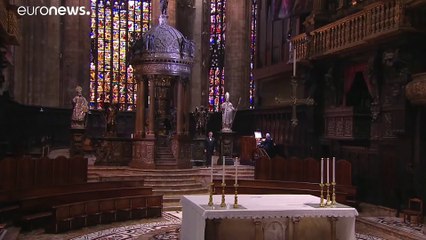 شاهد: التينور الإيطالي بوتشيلي يؤدي وحيدا في كاتدرائية دومو بميلانو