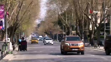 Bağdat Caddesi'nde insan kalabalığı pes dedirtti