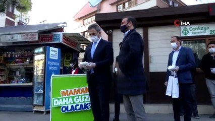 Mamak'ta yeni hafta maske dağıtımı ile başladı