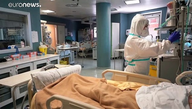 Ιταλία: Μειώνονται τα κρούσματα, αυξάνονται οι θάνατοι