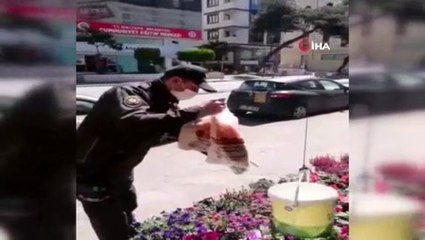 Bekçiler korona virüs günlerinde mahalleli için seferber