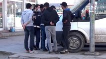 Kars'ta sokağa çıkma yasağını ihlal edenlere ceza yağdı