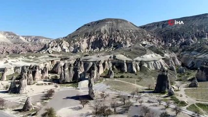 Korona virüs tedbirleri kapsamında boş kalan Kapadokya havadan görüntülendi