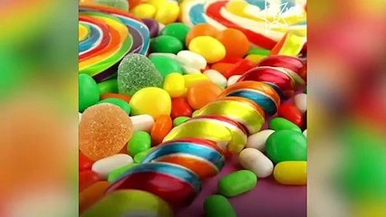 Sánchez autoriza un vídeo del PSOE a favor de la República en plena pandemia: "Ya es hora de elegir"