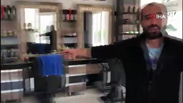 Koronavirüs | İstanbul'da 'kaçak tıraş'a polis baskını: 'Amcamın oğlu memlekete gidecekler' dedi; cezadan kurtulamadı