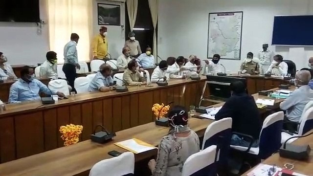 video_बंटी साहू और संजय श्रीवास्तव के बीच तीखी बहस