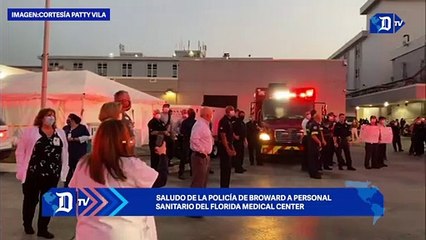 Saludo de la Policía de Broward a personal sanitario del Florida Medical Center