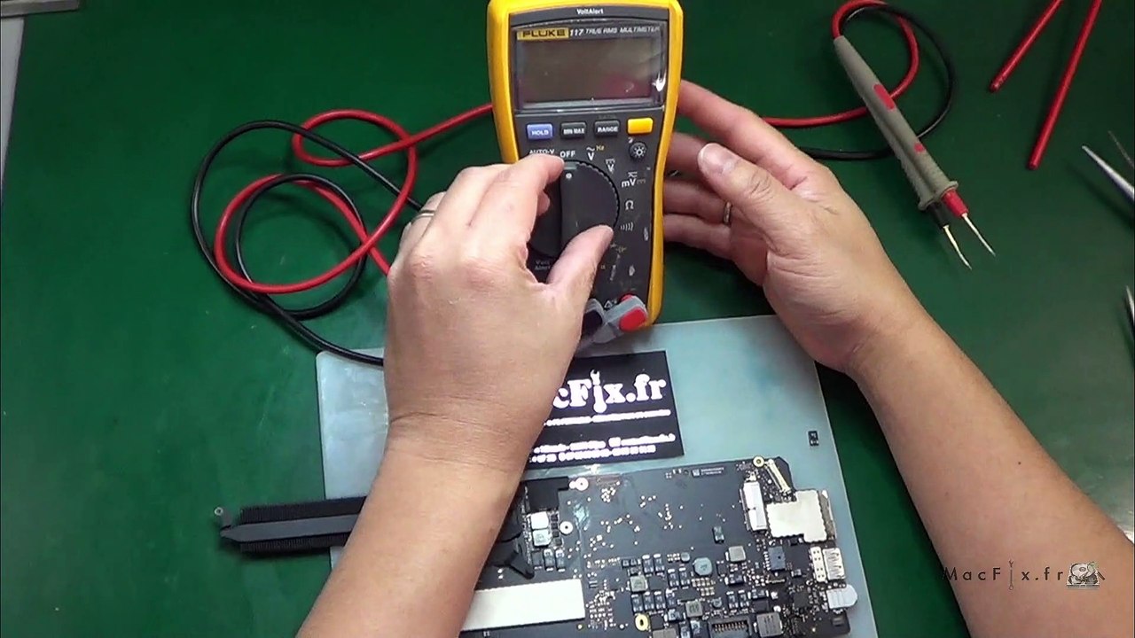 Réparer la carte mère Macbook Pro Retina