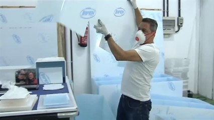 Las empresas se reinventan para fabricar mamparas