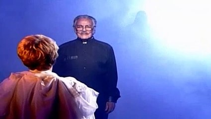 Bajo Un Mismo Rostro Capítulo 1