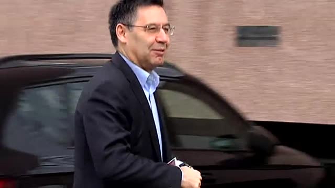 Xavi Hernández se plantea entrenar al Barça y lanza un dardo al Real Madrid