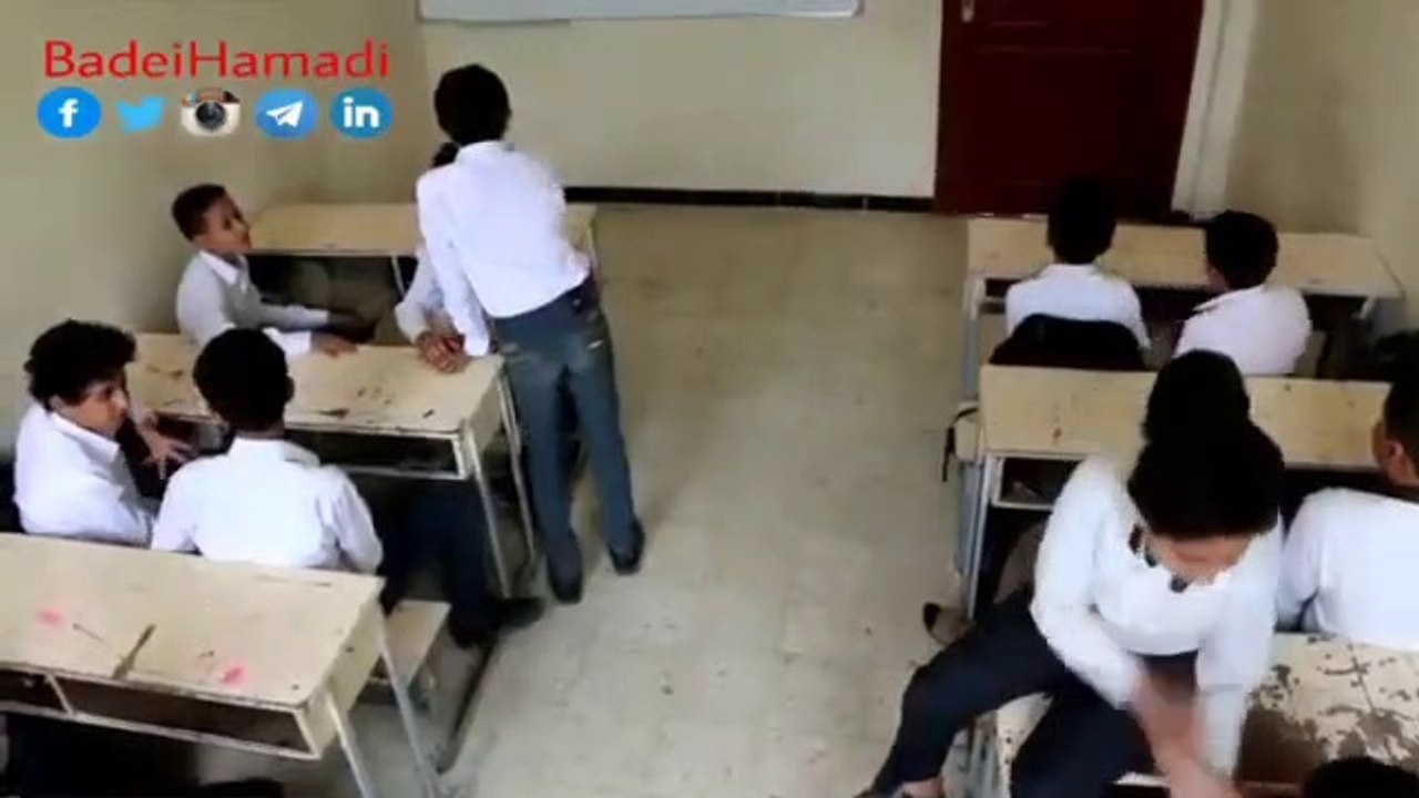 استاذ سأل سؤال انظر بماذا اجابة الطالب