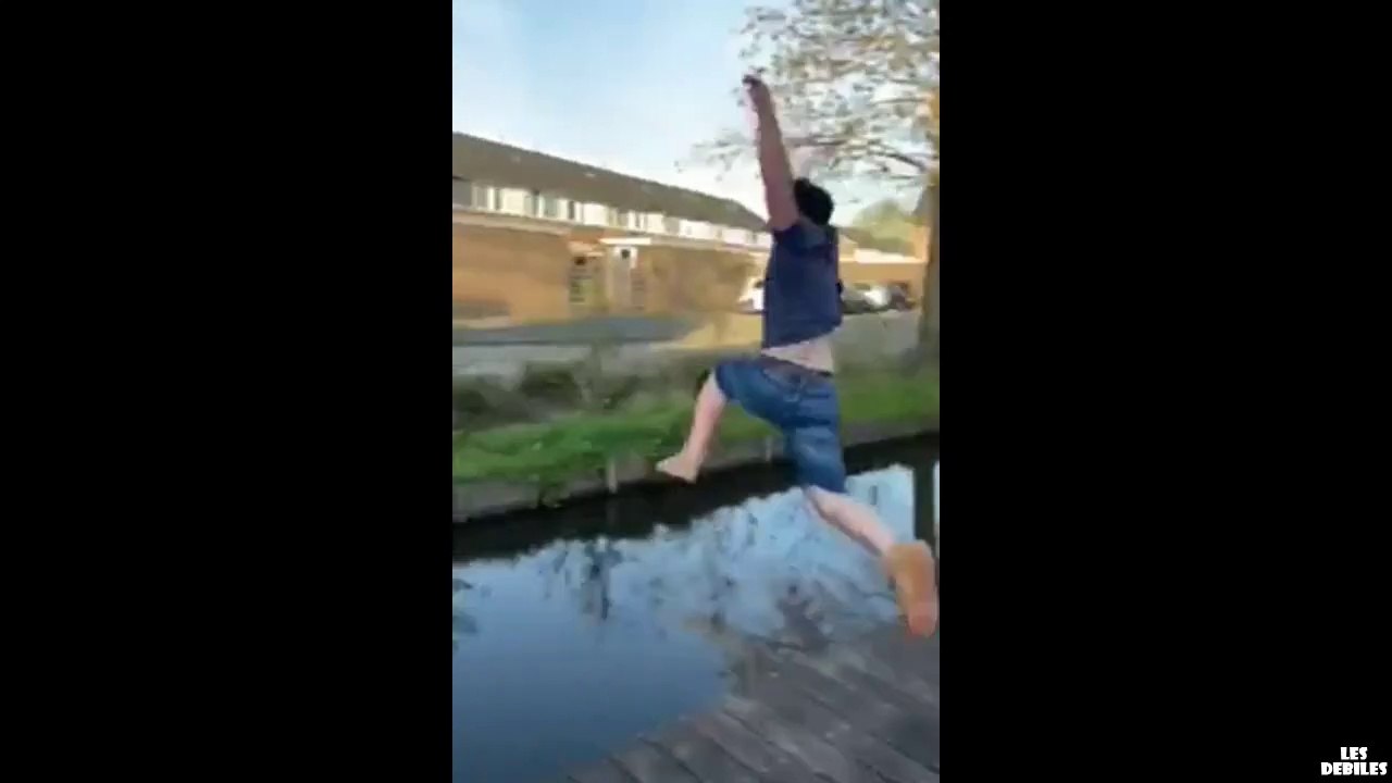 Un homme a voulu essayer de franchir une rivière en sautant