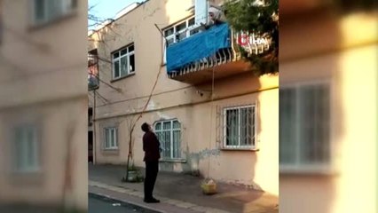 72 yaşındaki Havva teyzeden ekipleri duygulandıran 'dua'