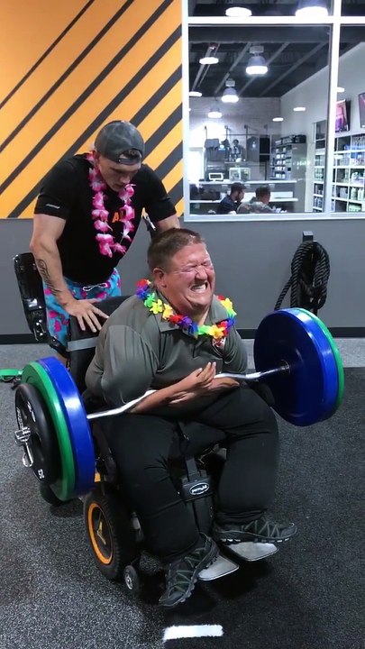 Disabled Man Turns Bodybuilder