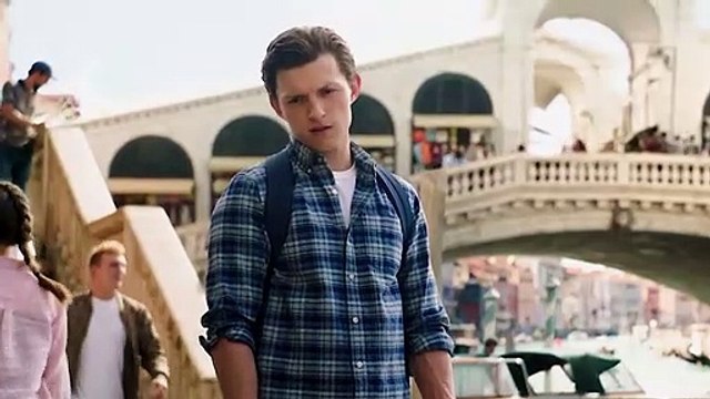 Mysterio Vs Hydro Man - Fight Scene - SPIDER-MAN FAR FROM HOME (2019) Movie CLIP HD