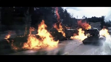 James Bond DIE ANOTHER DAY movie (2002) -  Clip with Pierce Brosnan and Rick Yune - Hovercraft scene