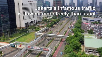 Virus lockdown eases infamous Jakarta traffic