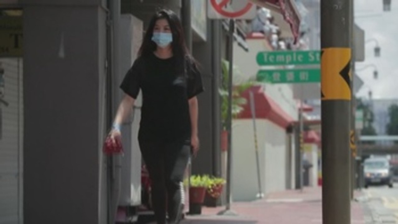 Multas de casi 200 euros en Singapur por no llevar mascarillas en la calle