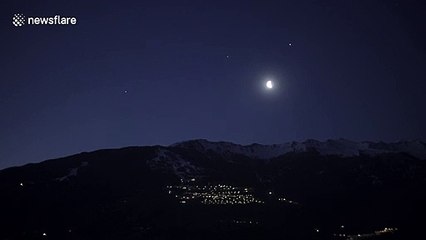Moon, Jupiter, Saturn and Mars all visible in Swiss night sky