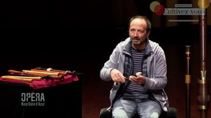 30ème Jour de Confinement "La flûte à bec à travers les siècle" 1/ Le Moyen-Age Flûte à bec double