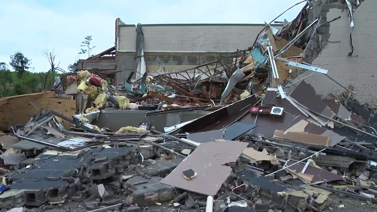 5 dead in Chattanooga's Tornado, Tennessee ! 13 April 2020