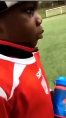 Le pauvre... il est drôle 