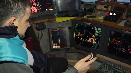 Tarım ve Ormancılık Bakanı Pakdemirli, balıkçılarla denize açıldı