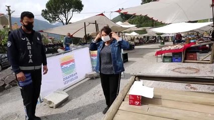 Marmaris Kültür ve Sanat Evi gönüllülerin maske ürettiği atölyeye dönüştürüldü