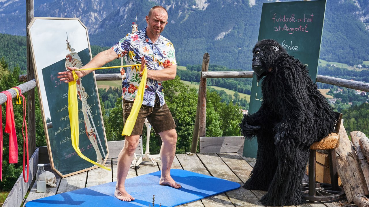 Corona-Workout: Rückhand mit dem Theraband